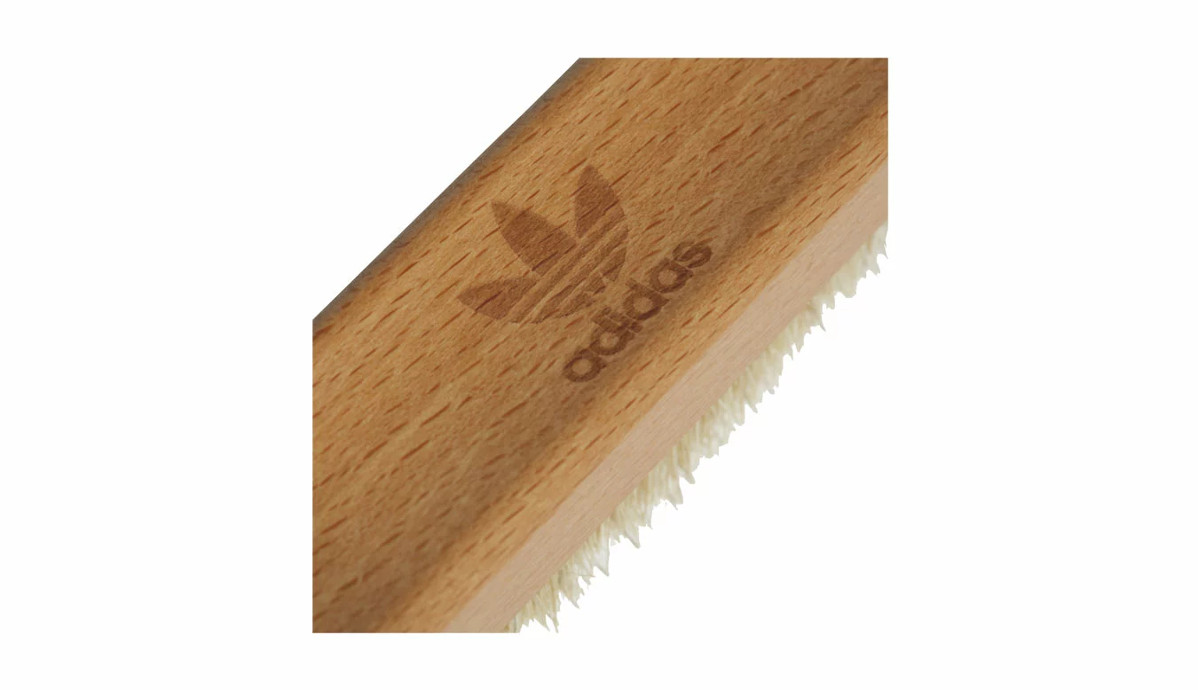 Adidas Originals-Premium Brush Blanc / White 4 Adidas Originals-Premium Brush Blanc / White – Image 2