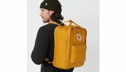 Fjällräven Kånken Laptop 13" Ochre Jaune / Yellow -Semelles Soldes f23523 160 1
